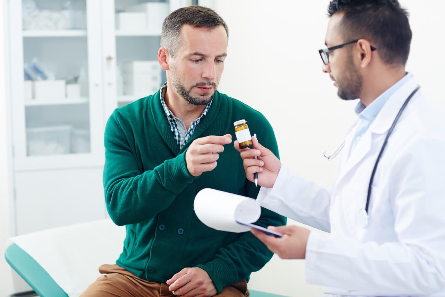 Lee más sobre el artículo Minoxidil oral vs tópico vs mesoterapia con Minoxidil: qué dice la evidencia en 2026 y cuándo recomienda cada opción el tricólogo